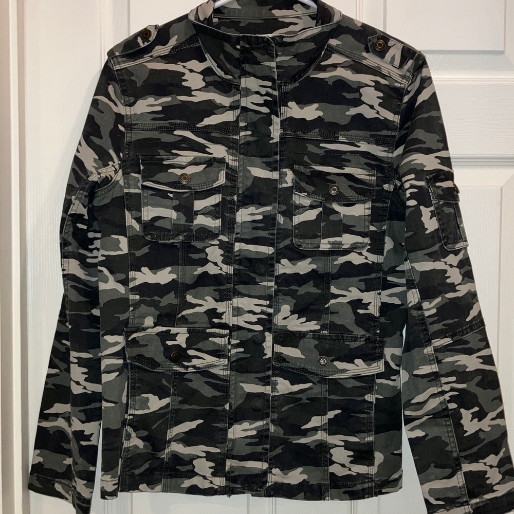 Kensie Camo Green Gray Black Utility Jacket Size L Military Cargo Style New - Picture 2 of 9